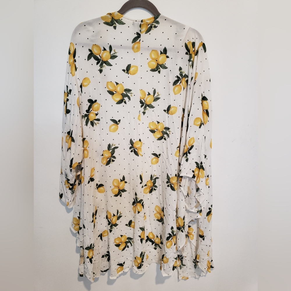 💜 Torrid Kimono Duster Lemon 🍋 Print Size 3/4